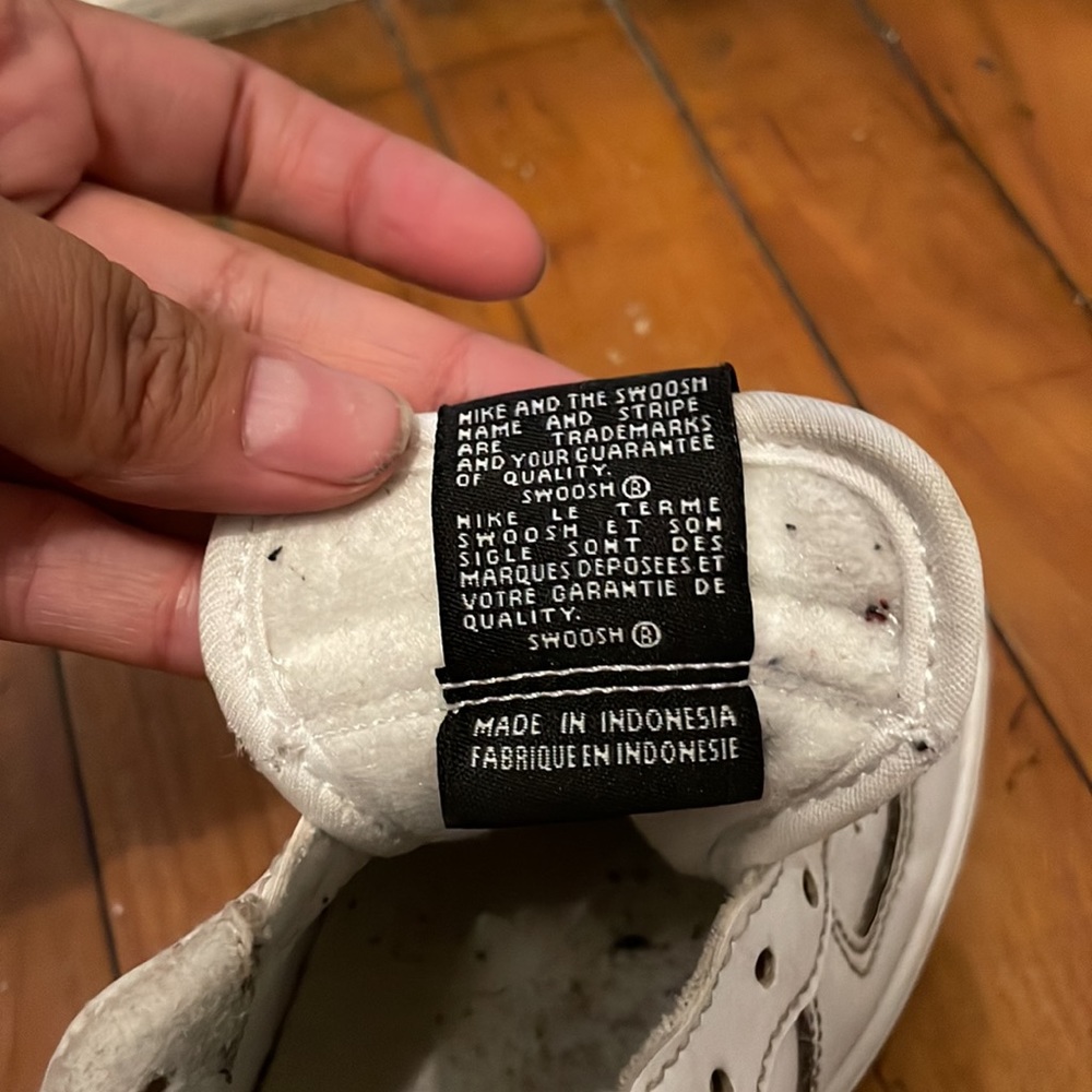Air Force 1 - Picture 5 of 9